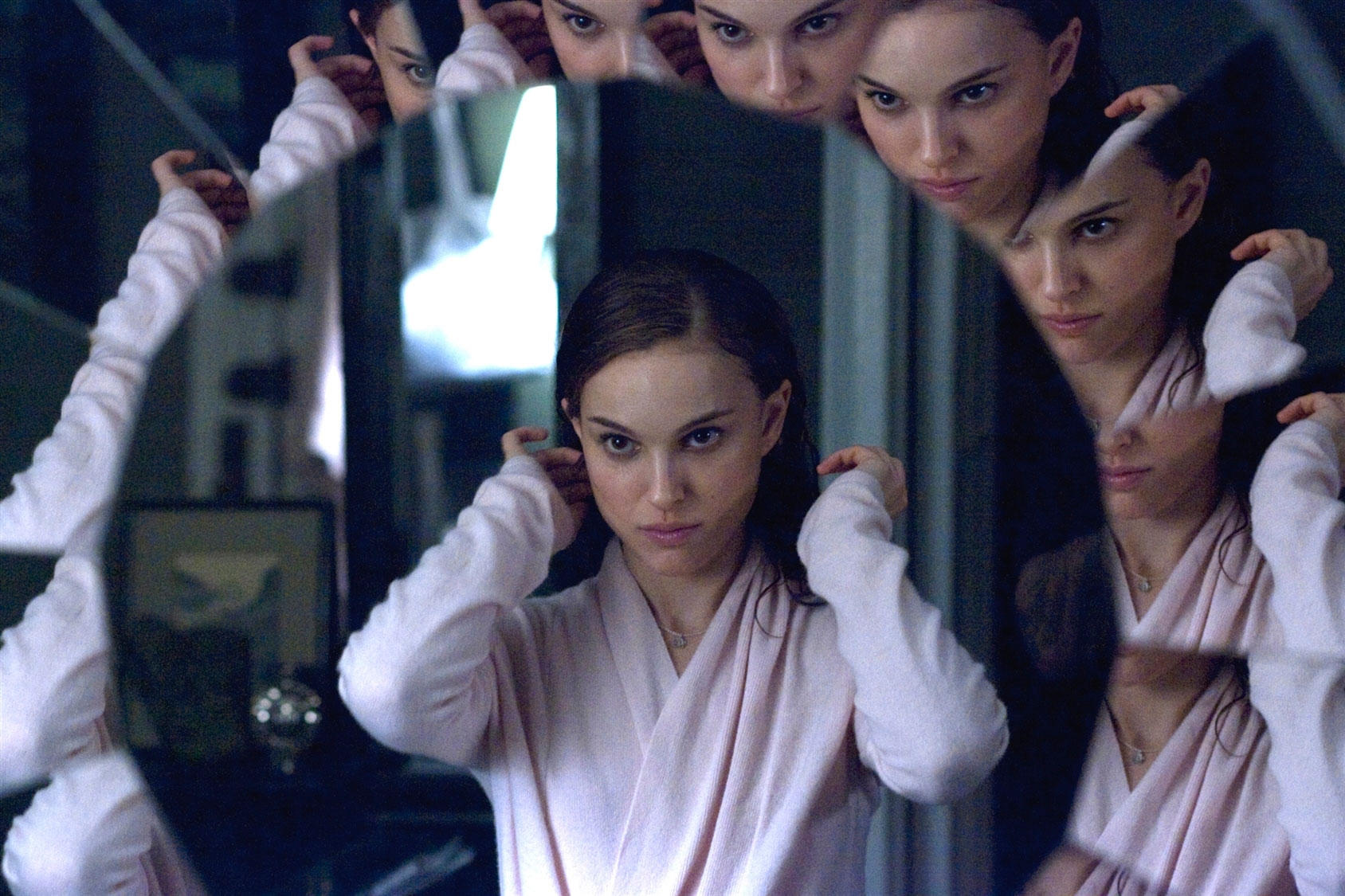 black-swan-02